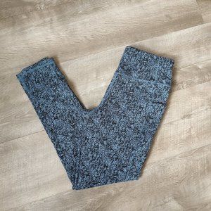 TWO PAIR Woman's leggings
